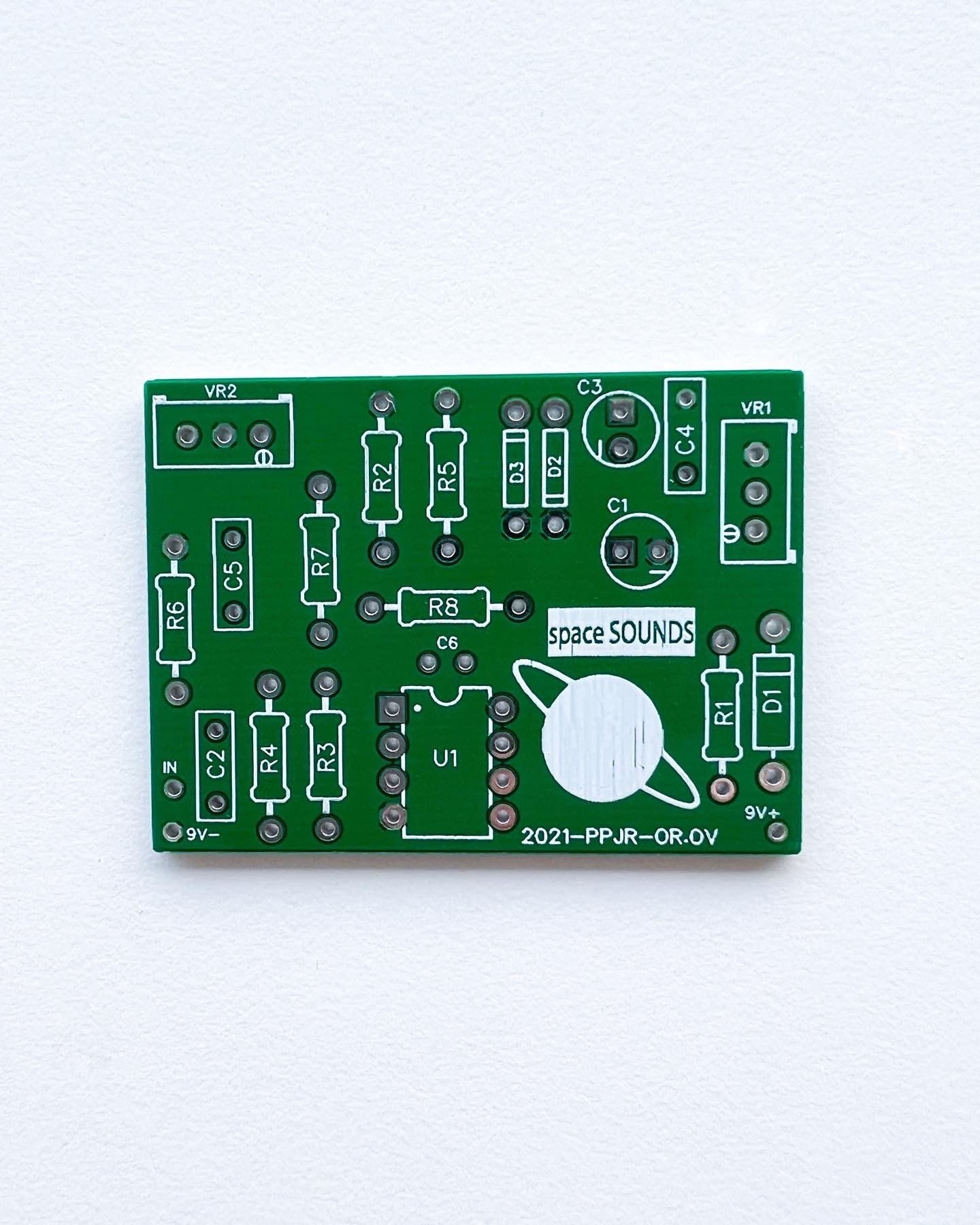 Space Sounds Orbit Overdrive DIY Pedal Kit White Instrument