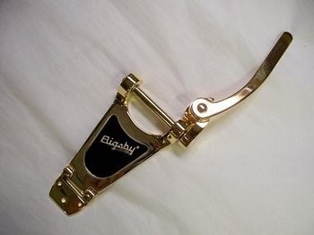 ALLPARTS TP-3633-002 Bigsby B30 Vibrato Tailpiece Gold 