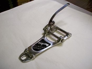 ALLPARTS TP-3670-L01 Bigsby B7 Vibrato Tailpiece Left Handed Nickel 