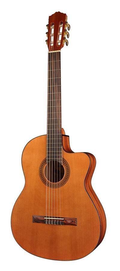 Salvador Cortez CC-10CE Student Series classic guitar, cedar top, sapele back and sides, Belcat electronics