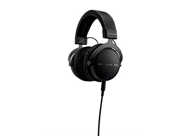 Beyerdynamic DT 1770 Pro - Lukket hodetelefon 250 Ohm